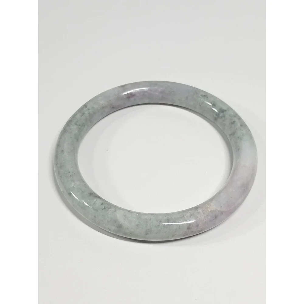 Unbranded solid natural